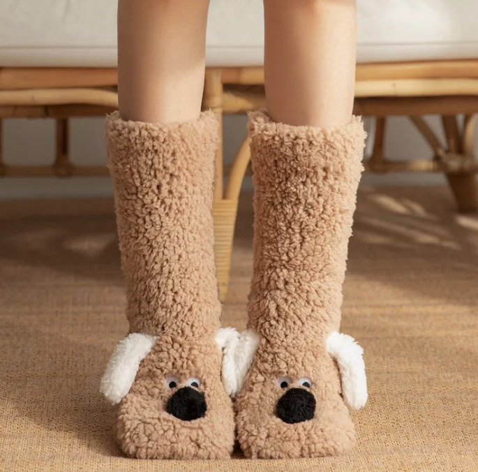 Women’s Plush Dog Socks – Cozy Non-Slip Winter Floor Socks with Cute Dog Design